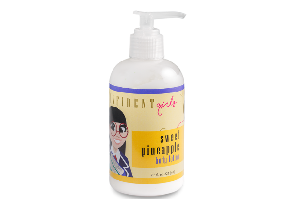Sweet Pineapple Body Lotion Moisturizing Skin Cream for Even Skin Tone Confident Girls