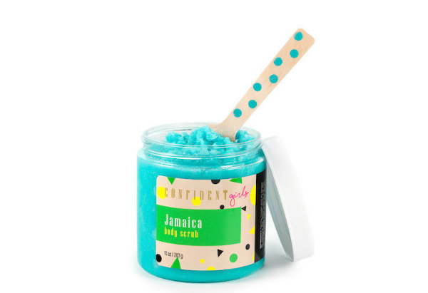 Hydrating Jamaica sugar scrub with organic ingredients that remove dead skin cells to reveal glowing hydrated skin